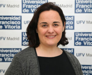 belen sanz internacional 300x245 CONTACTO Estudiar en Universidad Privada Madrid