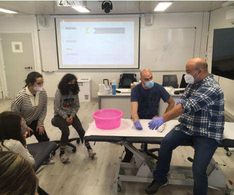 Faculty of Health Sciences AFC Fac CC Salud 4 469x391 1 Faculty of Health Sciences Estudiar en Universidad Privada Madrid