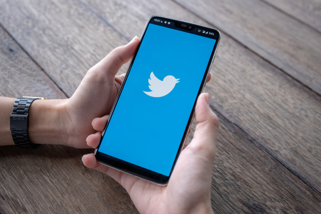twitter CATEDRA DE INMIGRACION Estudiar en Universidad Privada Madrid