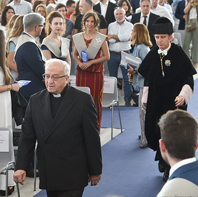 ACADEMIC YEAR 2018 2019 ciencias de la salud graduacion 19 18 07 ACADEMIC YEAR 2018 2019 Estudiar en Universidad Privada Madrid