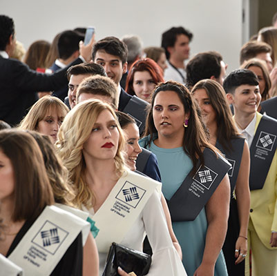 ACADEMIC YEAR 2018 2019 comunicacion graduacion 19 18 09 ACADEMIC YEAR 2018 2019 Estudiar en Universidad Privada Madrid