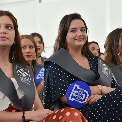 ACADEMIC YEAR 2018 2019 comunicacion graduacion 19 18 11 ACADEMIC YEAR 2018 2019 Estudiar en Universidad Privada Madrid