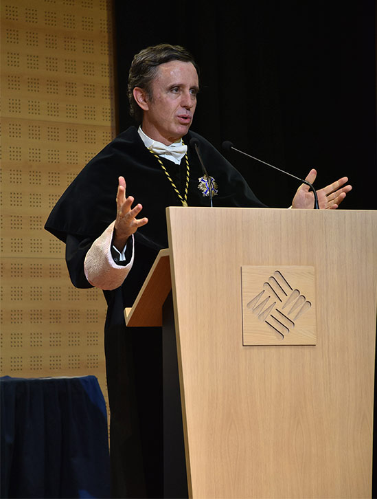 ACADEMIC YEAR 2019 2020 daniel sada rector ufv acto 2019 2020 ACADEMIC YEAR 2019 2020 Estudiar en Universidad Privada Madrid