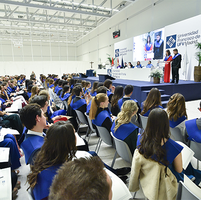 ACADEMIC YEAR 2019 2020 graduacion experimentales 12 401x400 1 ACADEMIC YEAR 2019 2020 Estudiar en Universidad Privada Madrid