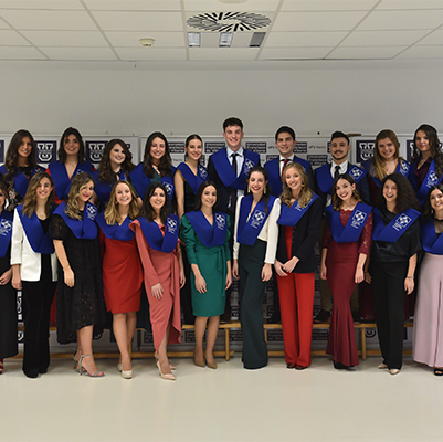 ACADEMIC YEAR 2019 2020 graduacion experimentales 18 401x400 1 ACADEMIC YEAR 2019 2020 Estudiar en Universidad Privada Madrid