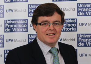 Organigrama javier cervera ufv 300x211 Organigrama Estudiar en Universidad Privada Madrid