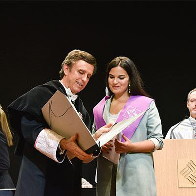 ACADEMIC YEAR 2018 2019 psicologia graduacion 19 18 20 ACADEMIC YEAR 2018 2019 Estudiar en Universidad Privada Madrid