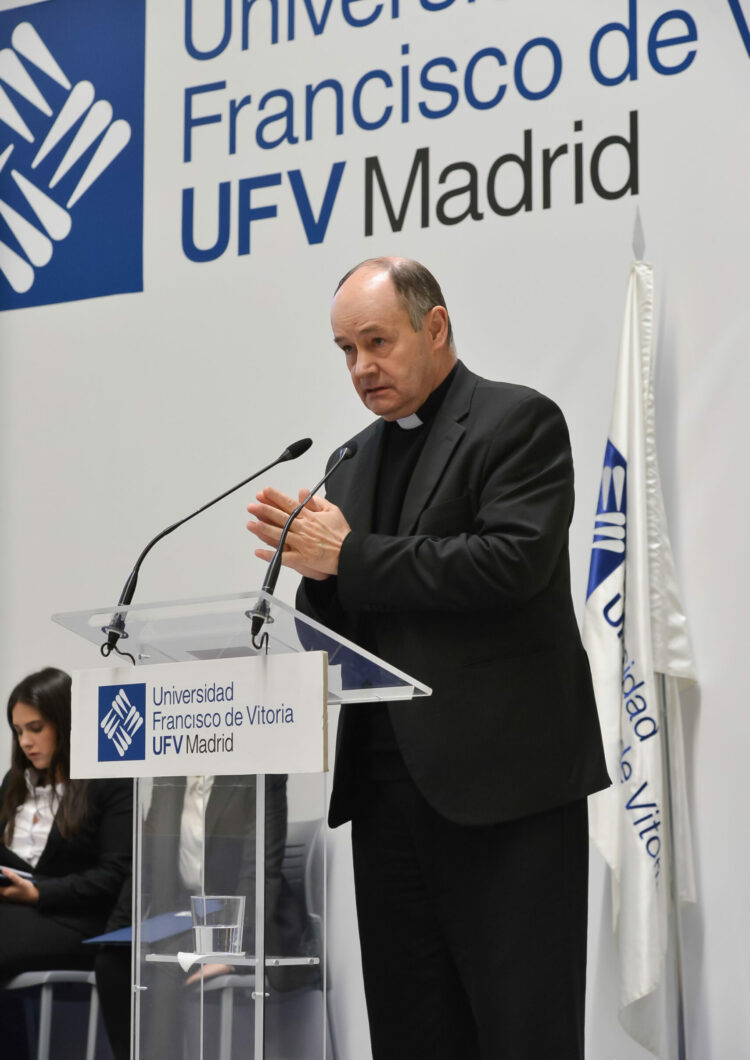 230127UFV 1759 scaled 750x1060 ACADEMIC EVENTS Estudiar en Universidad Privada Madrid