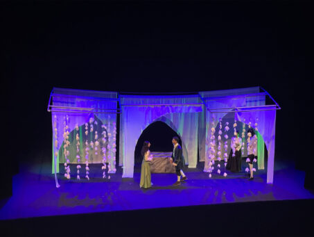 Theater Group EL CASTIGO SIN VENGANZA EN TEATRO MIRA SEPT.22 453x341 Theater Group Estudiar en Universidad Privada Madrid