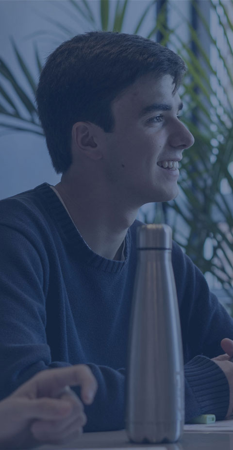 Relaciones Internacionales + Filosofía, Política y Economía RRII FPE Responsive 1 Relaciones Internacionales + Filosofía, Política y Economía Estudiar en Universidad Privada Madrid