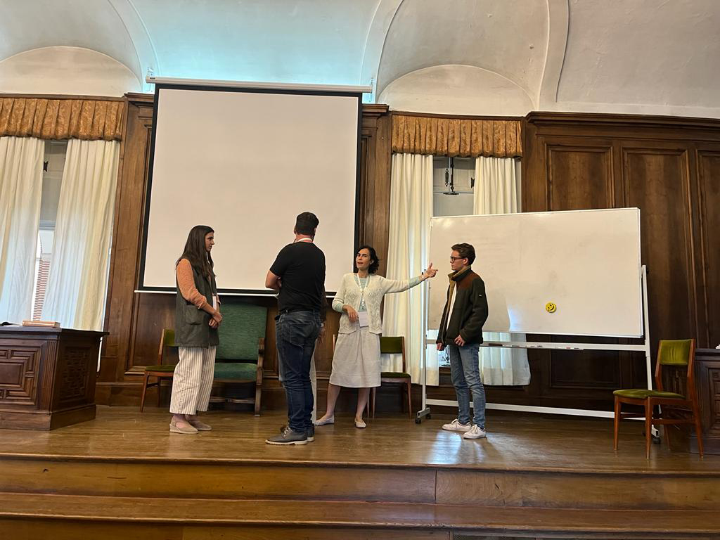 Training Courses Magda Arnold Club 0000 Copia de 19abae78 6096 4d0a b2a4 ac6b30c831f21 Training Courses Magda Arnold Club Estudiar en Universidad Privada Madrid