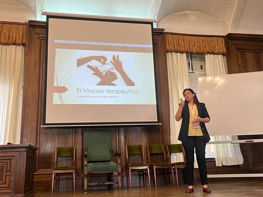 Training Courses Magda Arnold Club 0007 Copia de d6ab84e2 419a 45f4 8c54 e400c7db98f5 Training Courses Magda Arnold Club Estudiar en Universidad Privada Madrid