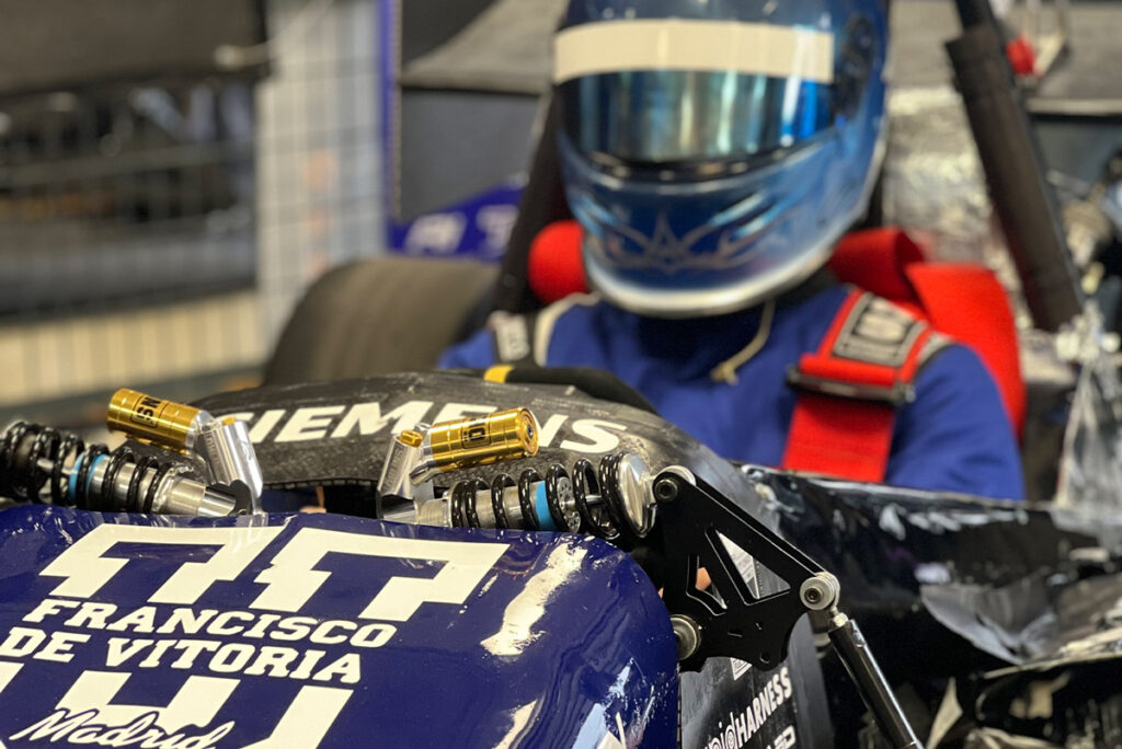 Equipo Racing Team Foto 4 Equipo Racing Team Estudiar en Universidad Privada Madrid