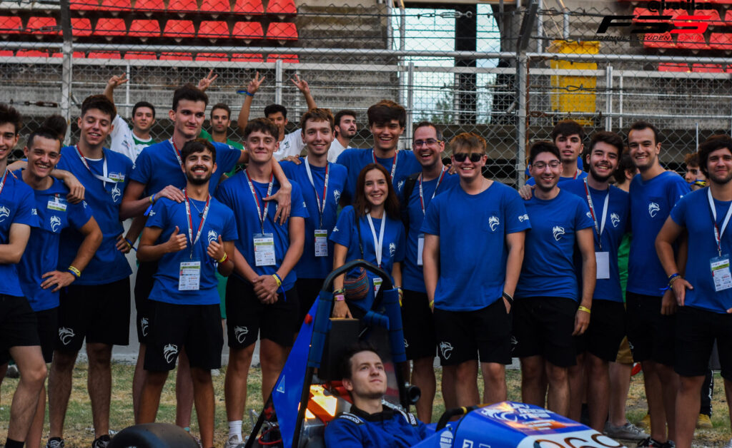 Equipo Racing Team Foto equipo 3 Equipo Racing Team Estudiar en Universidad Privada Madrid