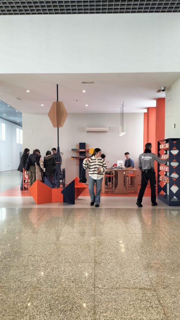 FCom Undergraduate Programs %name FCom Undergraduate Programs Estudiar en Universidad Privada Madrid