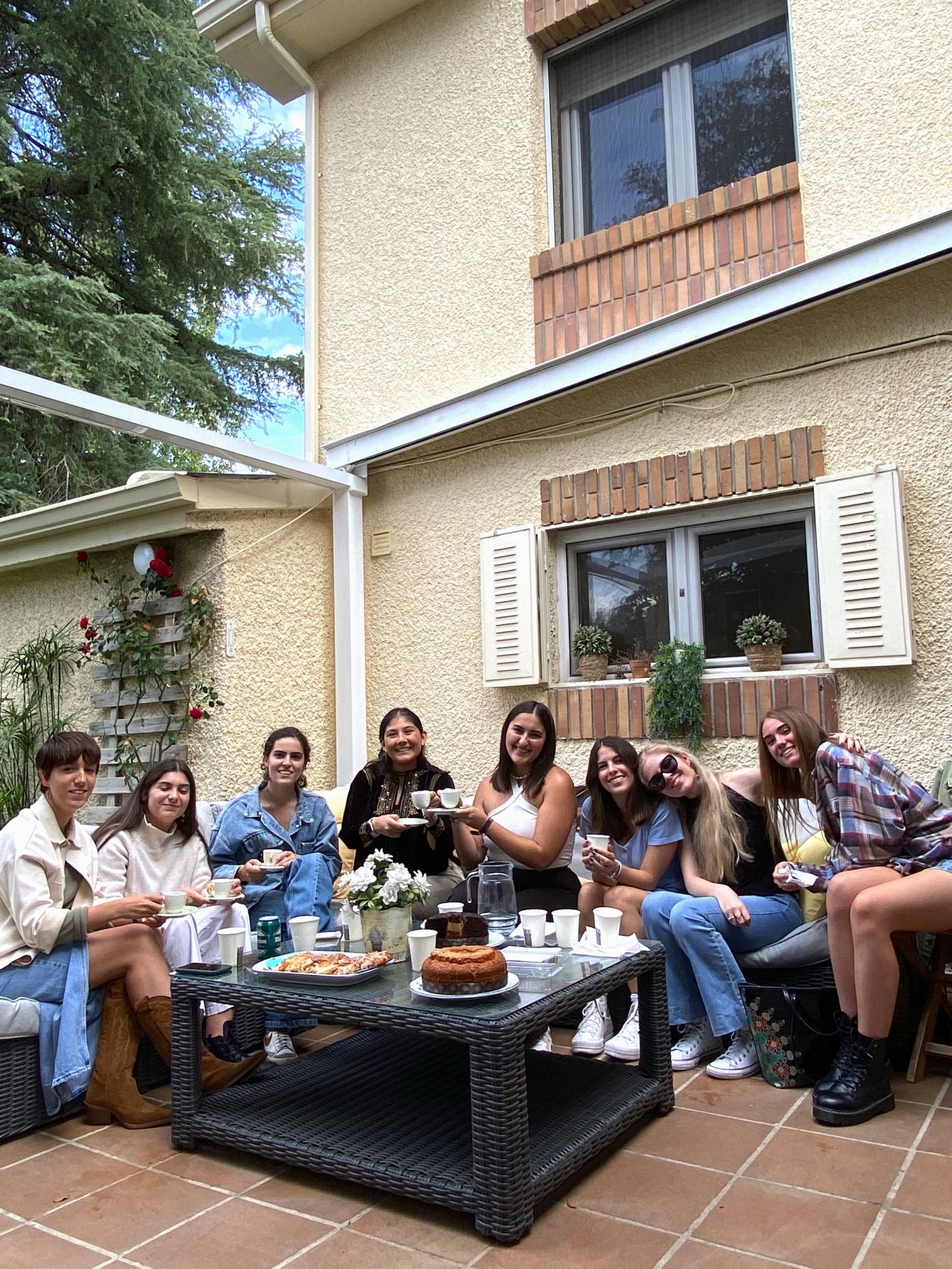 Internal Meetings Tezza 7649 Internal Meetings Estudiar en Universidad Privada Madrid