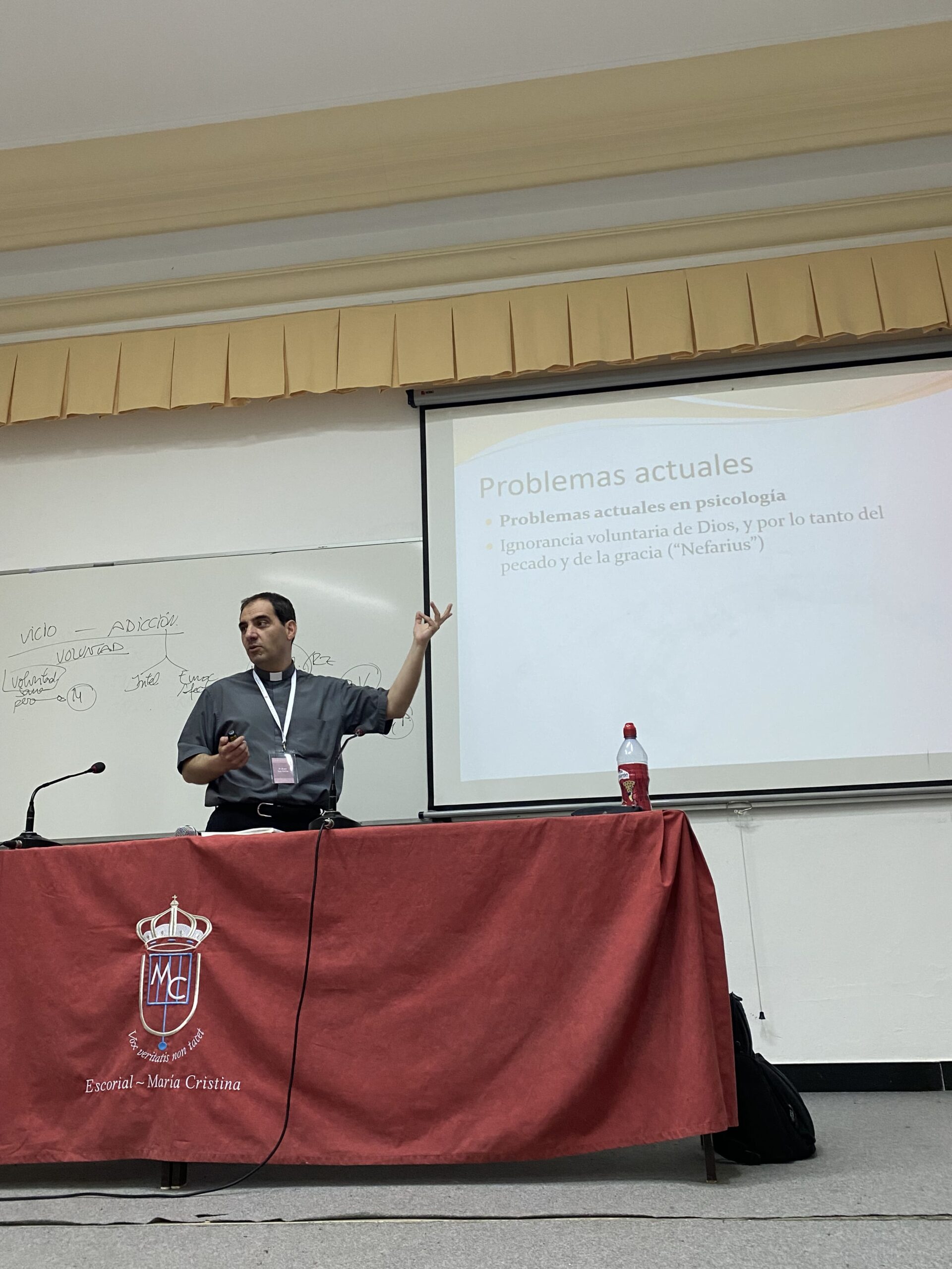 Training Courses Magda Arnold Club pecados5 scaled Training Courses Magda Arnold Club Estudiar en Universidad Privada Madrid