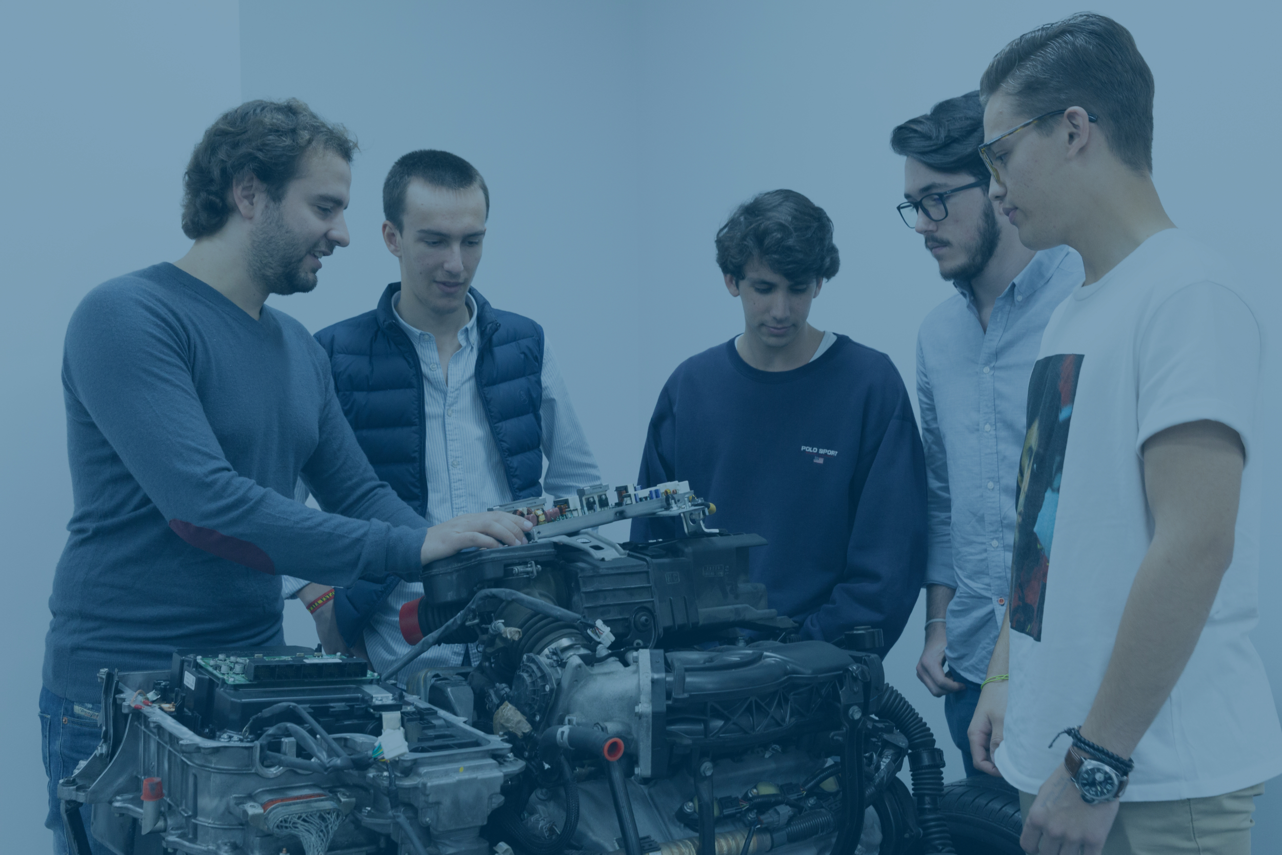Industrial Systems Engineering and Connected Industry Engineering PORTADA LANDING doble ingenieria Industrial Systems Engineering and Connected Industry Engineering Estudiar en Universidad Privada Madrid