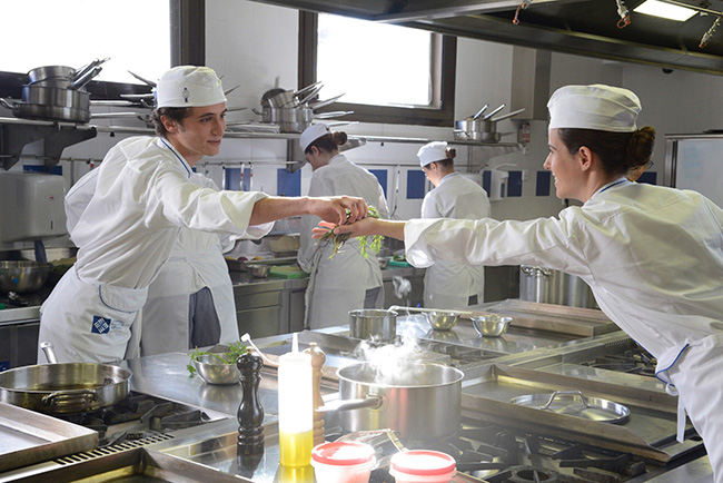 University Degrees Doble Grado Gastronomia ADE University Degrees Estudiar en Universidad Privada Madrid