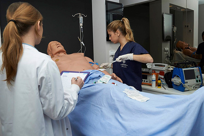 University Degrees Grado Enfermeria University Degrees Estudiar en Universidad Privada Madrid