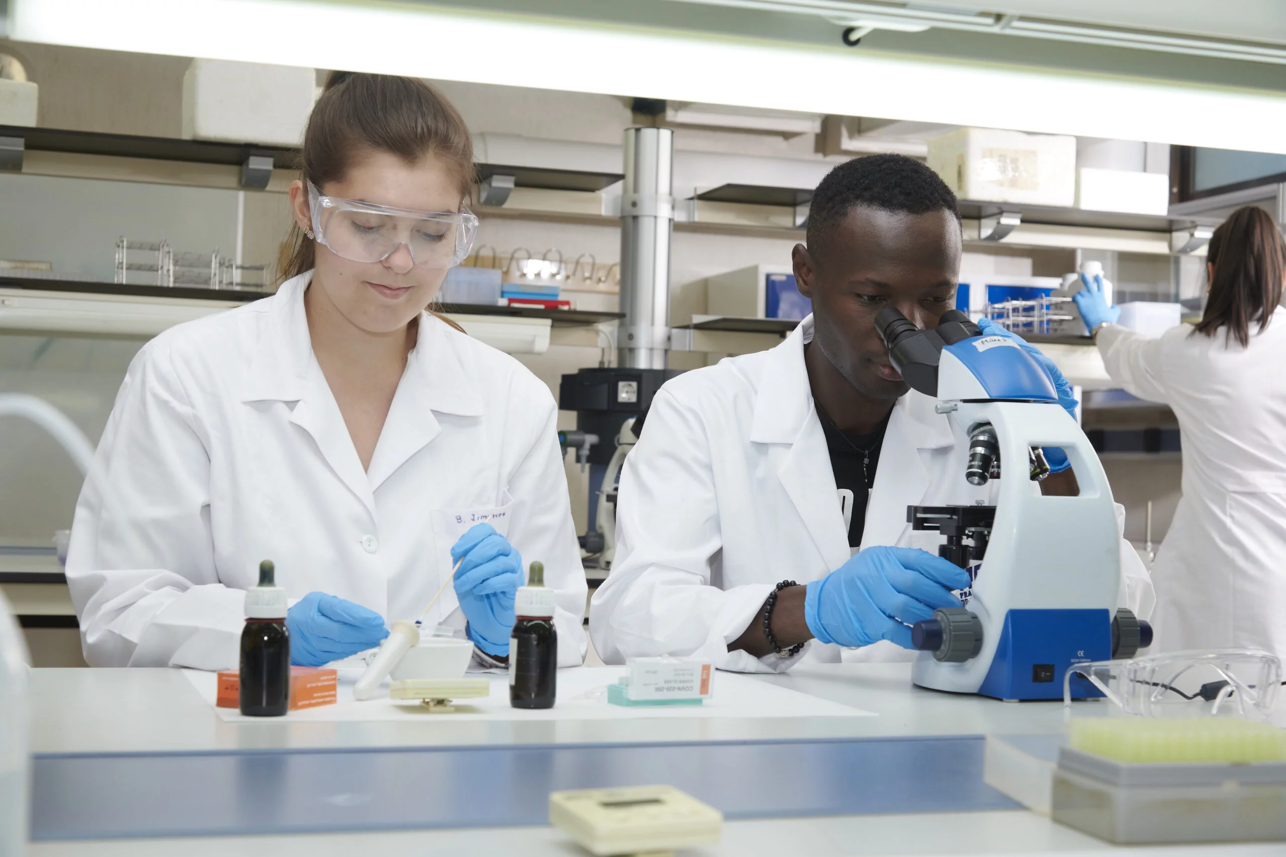 Genetics %name Genetics Estudiar en Universidad Privada Madrid