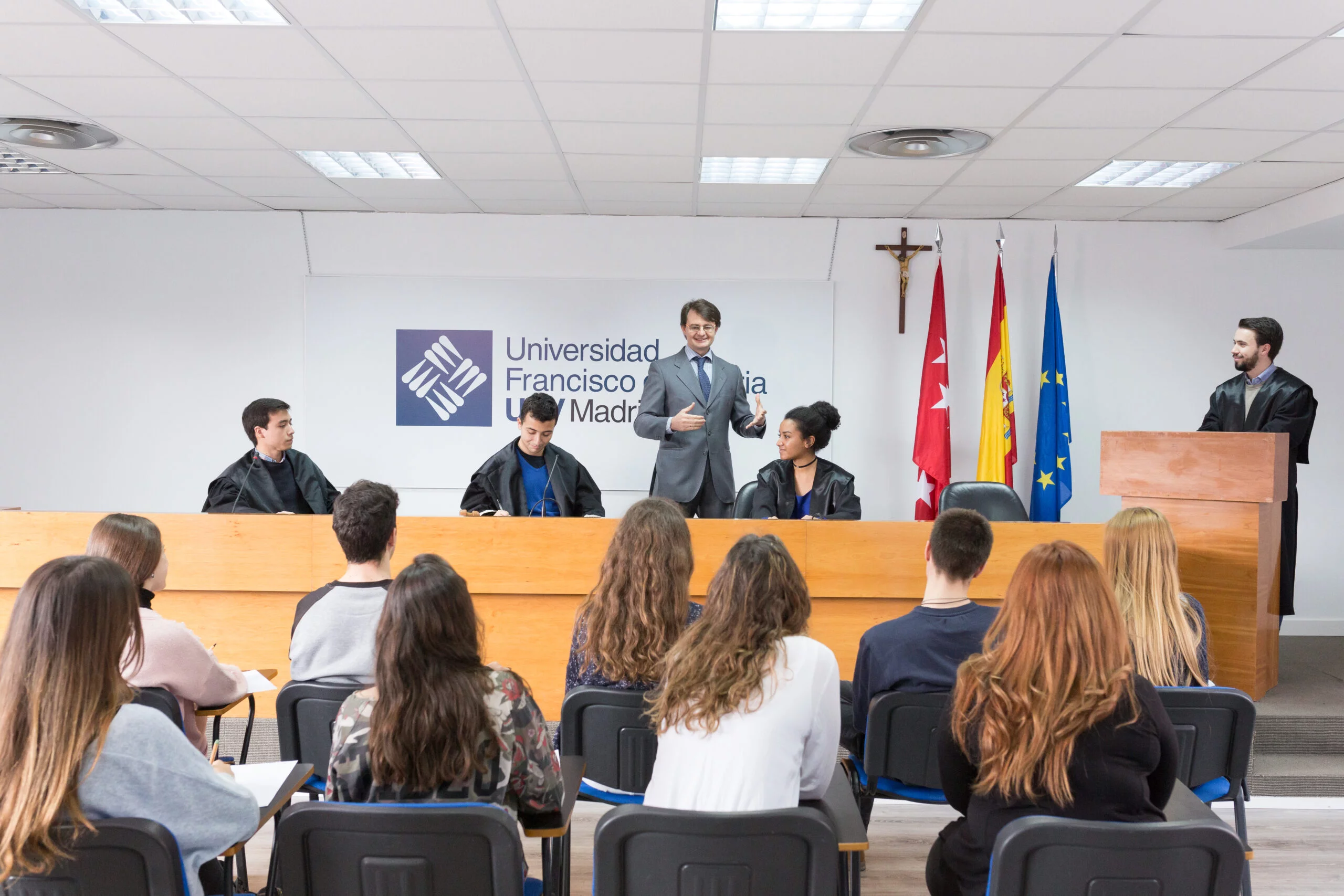 Law %name Law Estudiar en Universidad Privada Madrid