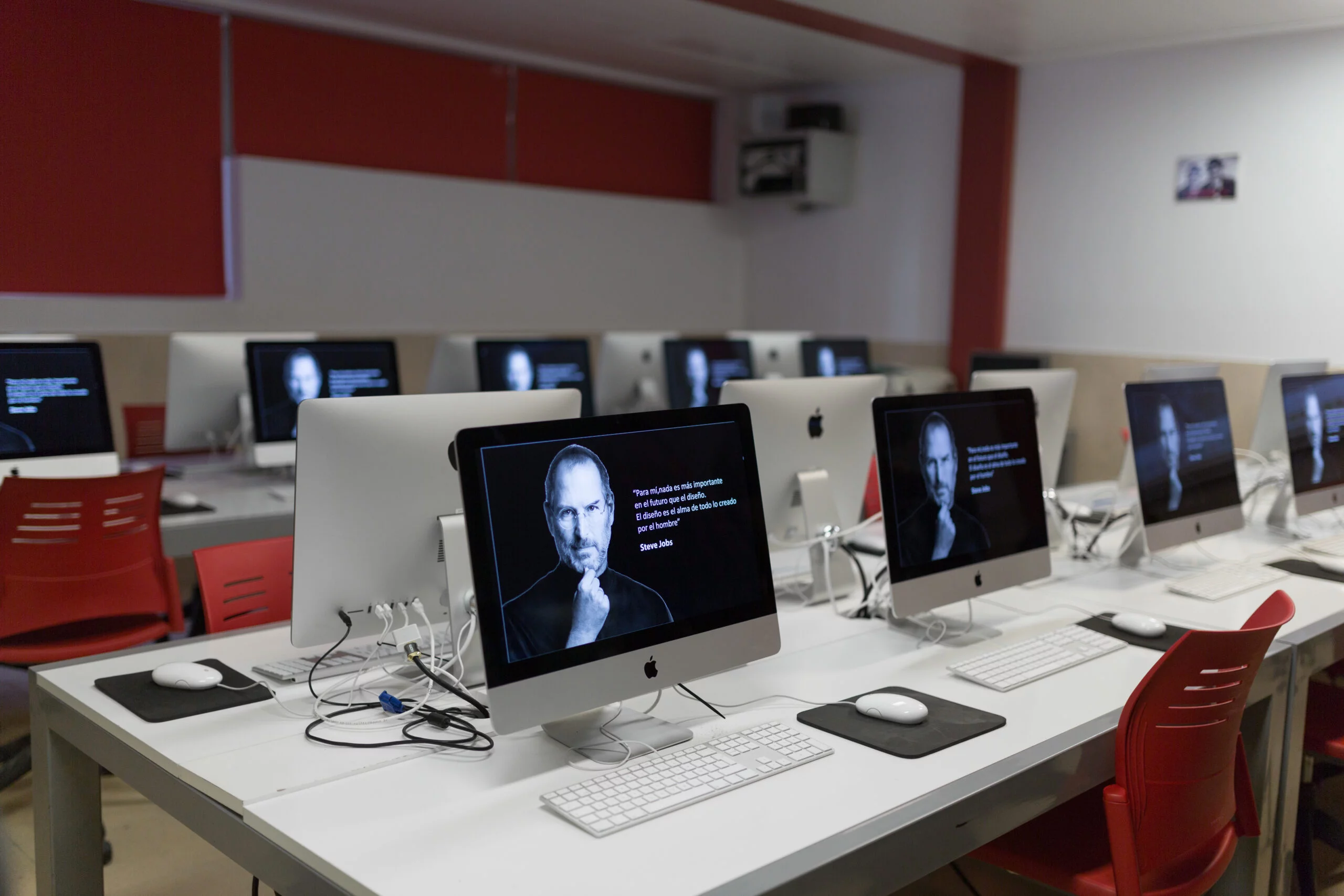 Design and Advertising %name Design and Advertising Estudiar en Universidad Privada Madrid