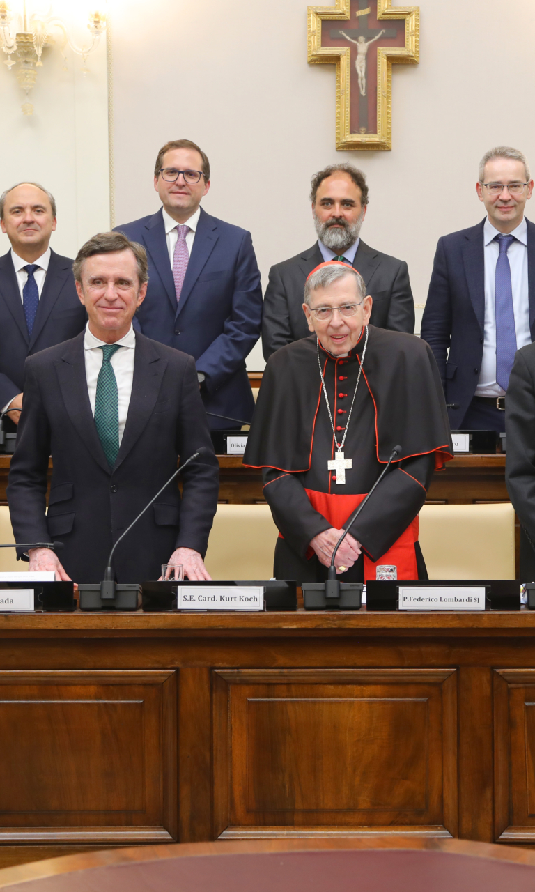 Inicio FOTO CON GANADORES movil Inicio Estudiar en Universidad Privada Madrid
